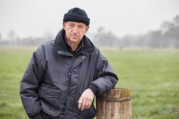 EXCLUSIVE - Ein Spaziergang mit Peter Heinrich Brix