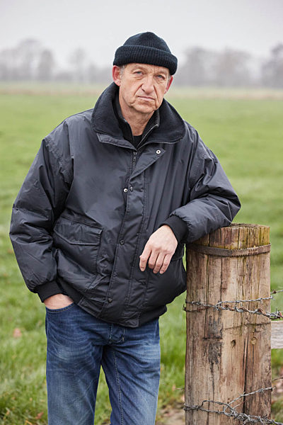 EXCLUSIVE - Ein Spaziergang mit Peter Heinrich Brix