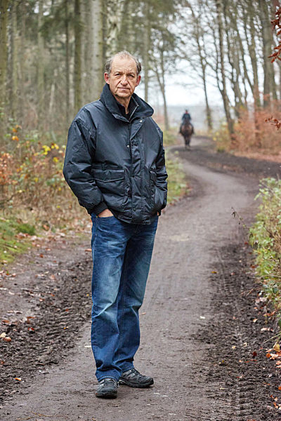 EXCLUSIVE - Ein Spaziergang mit Peter Heinrich Brix