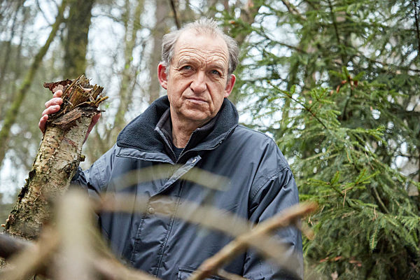 EXCLUSIVE - Ein Spaziergang mit Peter Heinrich Brix