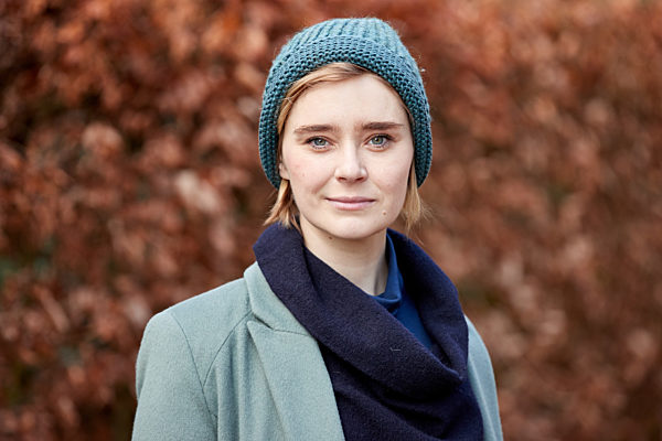 EXCLUSIVE - Ein Spaziergang mit Schauspielerin Bobyleva