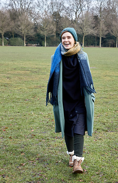 EXCLUSIVE - Ein Spaziergang mit Schauspielerin Bobyleva