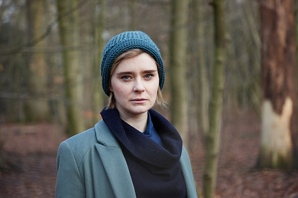 EXCLUSIVE - Ein Spaziergang mit Schauspielerin Bobyleva