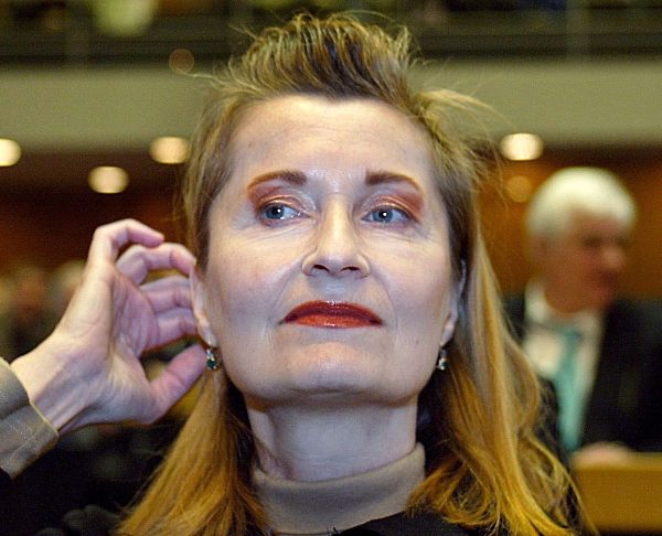 Literatur-Nobelpreis geht an Elfriede Jelinek
