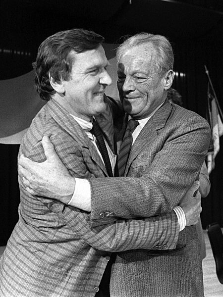 Gerhard Schröder und Willy Brandt