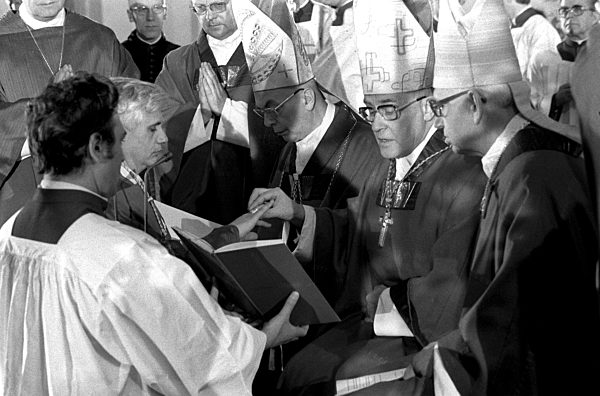 Joseph Ratzinger zum Erzbischof geweiht