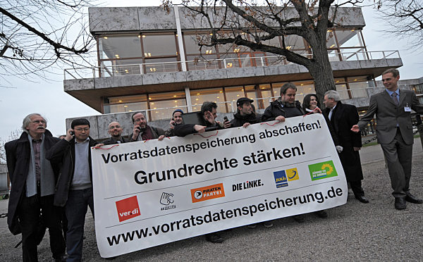 BVG verhandelt über Datenspeicherung