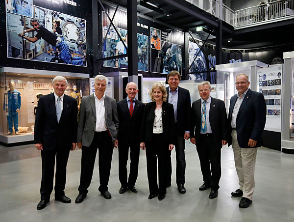 Eröffnung Ausstellungsbereichs "Deutsche Astronauten"