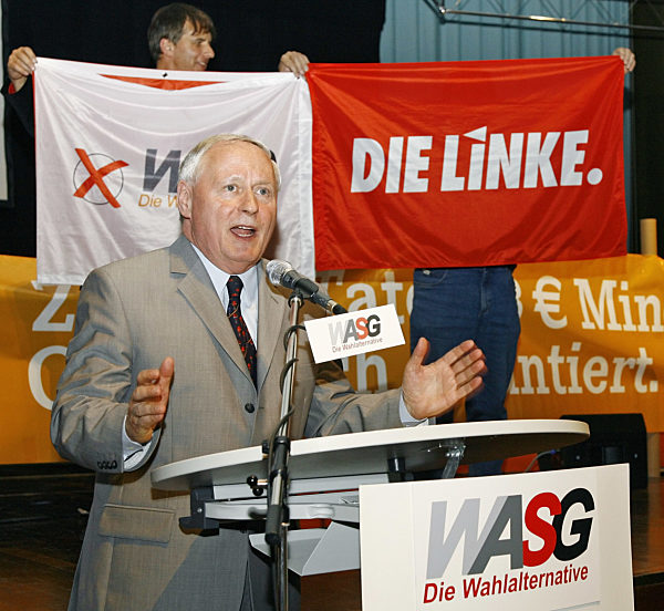 Der Vorsitzende der Linksfraktion im Bundestag, Oskar Lafontaine...