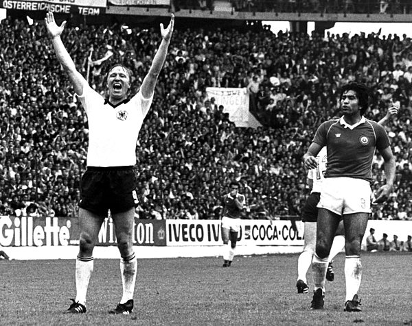 Soccer World Cup 1982: Germany vs Chile - Horst Hrubesch