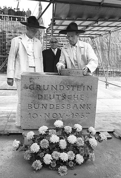 Grundsteinlegung Deutsche Bundesbank in Frankfurt 1967