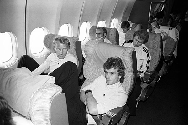 Soccer - 1977 - Argentina - Germany 1-3