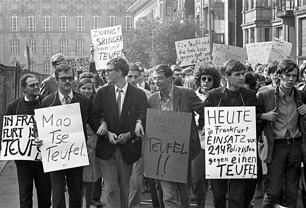 SDS conference 1967 ended with demonstration