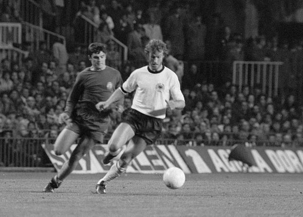 Fußball: Spanien - Deutschland 1:1 (1976 in Madrid)