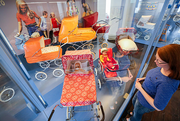 Kinderwagenmuseum widmet sich "Zekiwa-Jahren"
