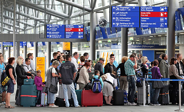Fluglotsenstreik abgesagt - Flughafen Leipzig/Halle