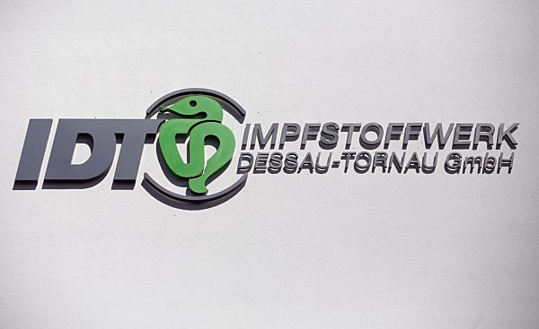 Pharmabetrieb mit neuer Anlage für Impfstoffe