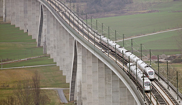 Neue ICE-Trasse eingeweiht