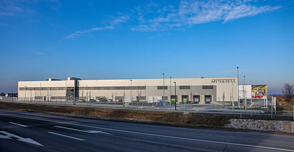Mytheresa eröffnet Logistikzentrum in Schkeuditz
