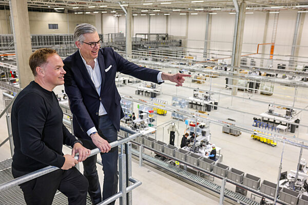 Mytheresa eröffnet Logistikzentrum in Schkeuditz