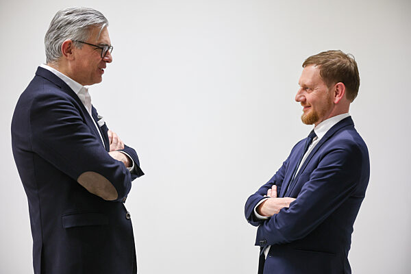 Mytheresa eröffnet Logistikzentrum in Schkeuditz