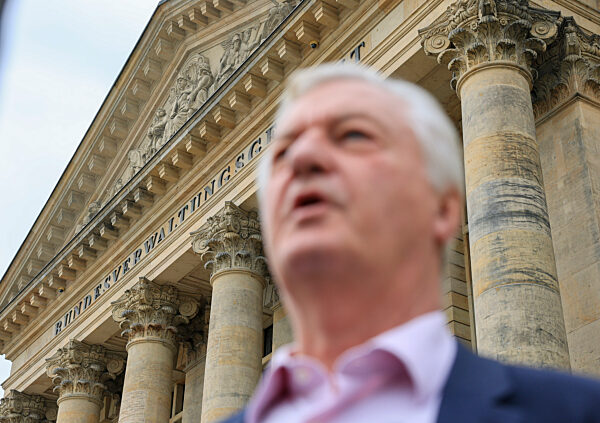 Bundesgericht verhandelt über „Compact“ Verbot