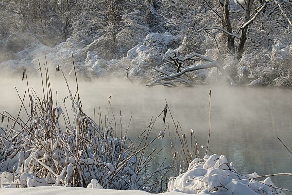 Winterlandschaft, Fluss mit Nebel im Winter, Krasnodar, Russland, Europa