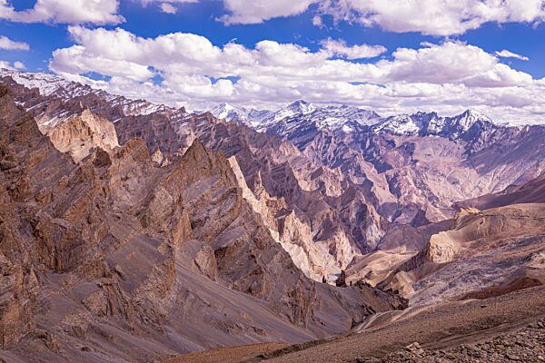 Landschaft auf dem Weg zum Dorf Photoksar, Ladakh, Indien, Asien
