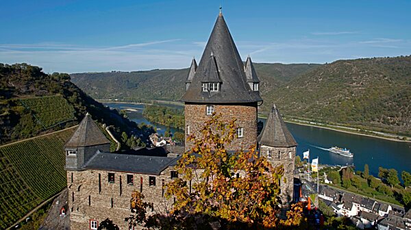 Burg Stahleck, Jugendherberge, Bacharach am Rhein, Rheinland-Pfalz, Deutschland, Europa