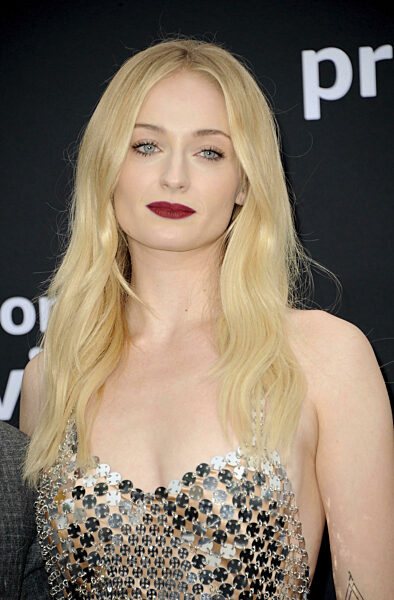 Sophie Turner bei der Premiere von Chasing Happiness von Amazon Prime Video...