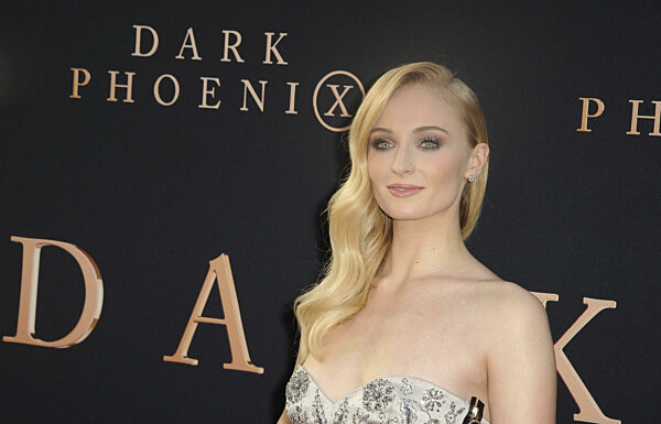 Sophie Turner bei der Los Angeles Premiere von Dark Phönix im TCL Chinese...