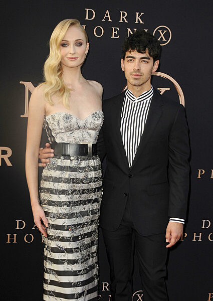 Sophie Turner und Joe Jonas bei der Los Angeles Premiere von Dark Phönix im...