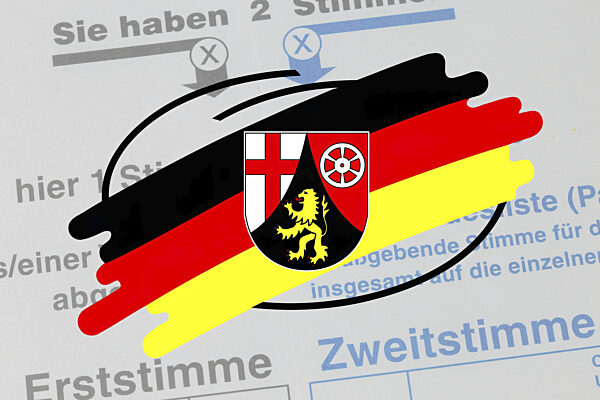 (Fotomontage) Wappenzeichen des Landes Rheinland-Pfalz auf einem Stimmzettel