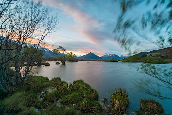 Sonnenuntergang, Glenorchy Lagune, hinten Berge, Glenorchy, bei Queenstown, Südinsel, Neuseeland, Ozeanien