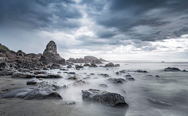 Strand, Regenwolken, West Coast, Südinsel, Neuseeland, Ozeanien