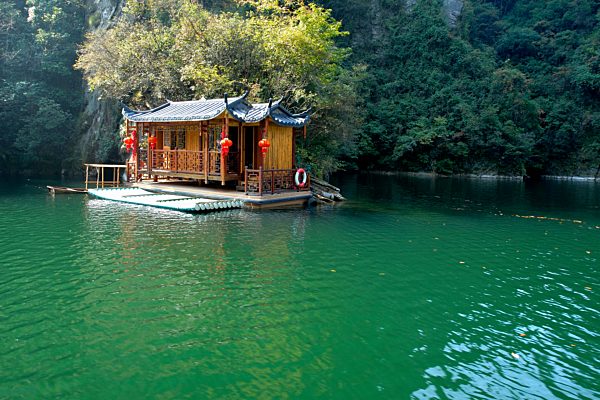 Schiffsanlegestelle, Baofeng See, UNESCO-Weltkulturerbe, Wuling Yuan, Zhangjiajie Nationalpark, Provinz Hunan, China, Asien