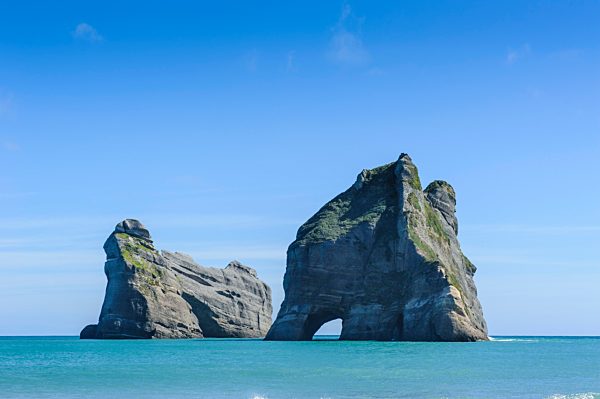 Archway Islands, Wharariki Beach, Südinsel, Neuseeland, Ozeanien