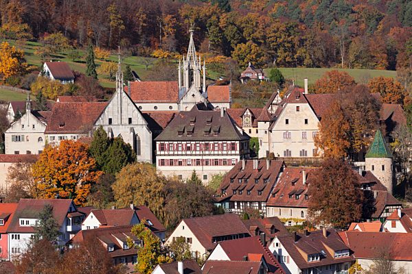 Kloster Bebenhausen bei Tübingen im Naturpark Schönbuch, Baden-Württemberg, Deutschland, Europa