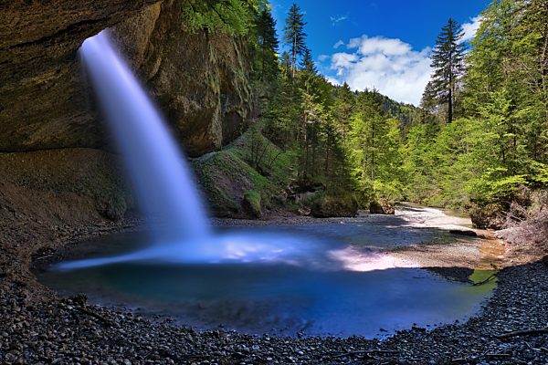 Wasserfall im Tösstal, Kanton Zürich, Schweiz, Europa