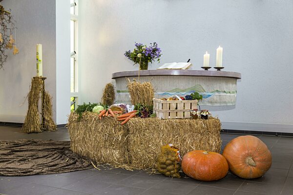 Dekoration für Erntedankfest, Kirche, Kiel, Deutschland, Europa