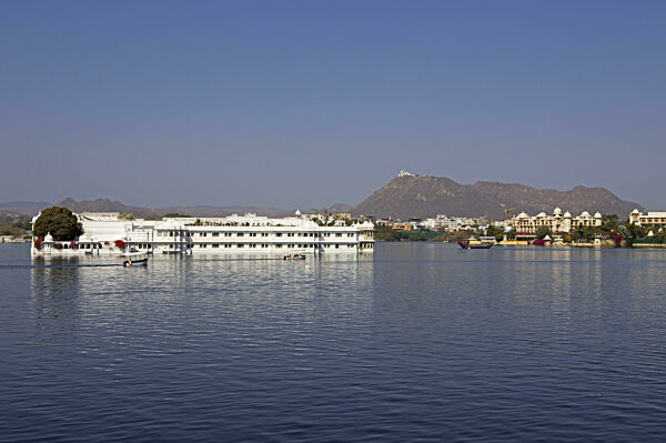 Taj Lake Palace Hotel auf dem Pichola-See, Udaipur, Rajasthan, Indien