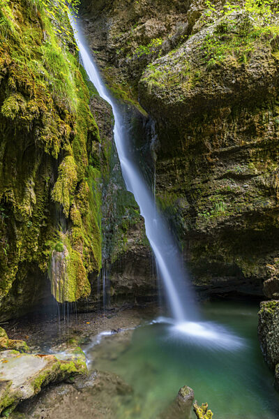 Hinanger Wasserfälle, Schlucht, Fels, Kalkstein, Hinang, Fischen...