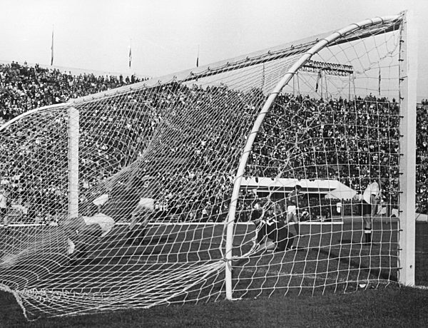 Soccer World Cup 1962: Yugoslavia's 1:0 against Germany