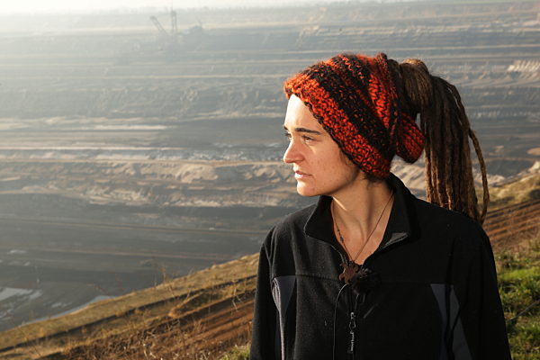 Aktivistin Carola Rackete am Tagebau Garzweiler