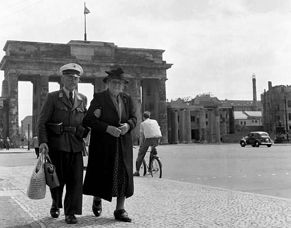 Berlin - Grenzverkehr 1953