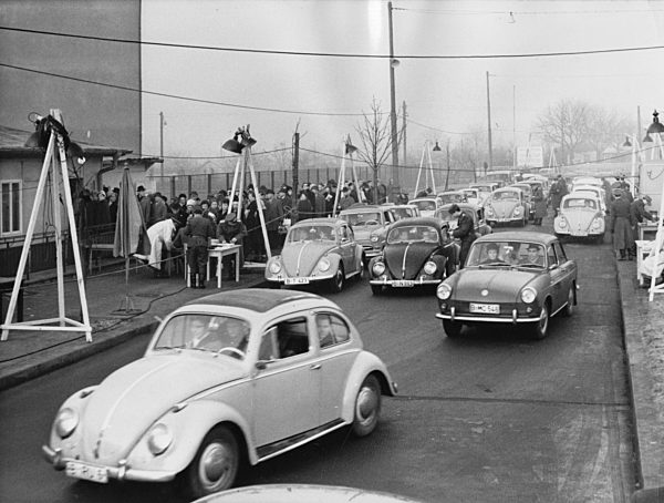 DDR - Grenzübergang Sonnenallee 1963