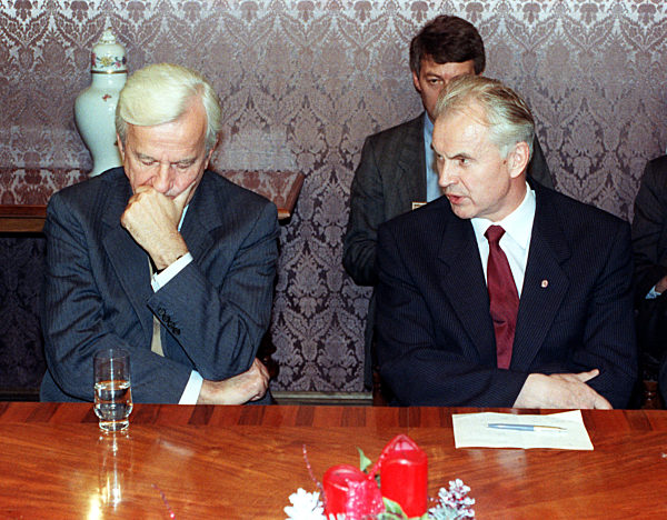 Bundespräsident Richard von Weizsäcker (CDU...
