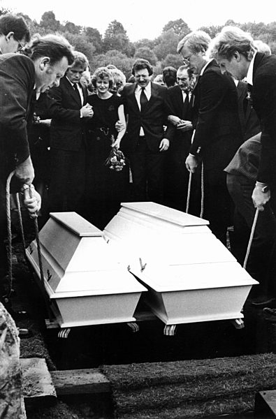 Fall Weimar wird neu aufgerollt - Beerdigung der Kinder