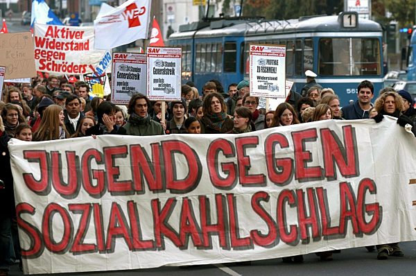 Demonstration in Kassel gegen soziale Einschnitte