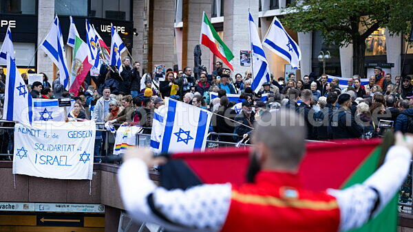 Nahostkonflikt - Mahnwache in Frankfurt (07.10.2025)